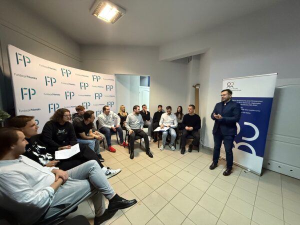 „Formaty Współpracy Międzynarodowej: Jak Państwa współdziałają na przykładzie NATO”