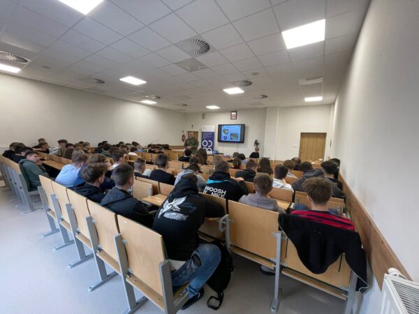 Lekcja o dezinformacji w Łopusznie