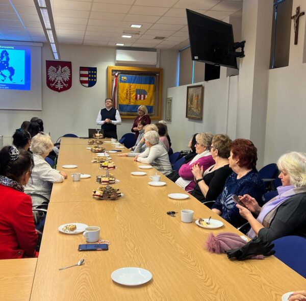 Spotkanie poświęcone promocji aplikacji konsularno – dyplomatycznej